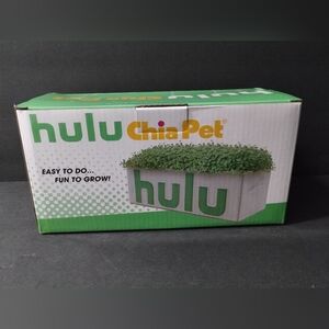 Hulu  Chia Pet Sophia Decorative Pottery Planter New Rare .